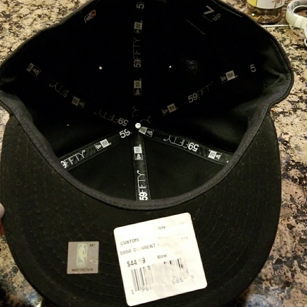 Custom New Era Chicago Bulls Ball Cap - Picture 5 of 8